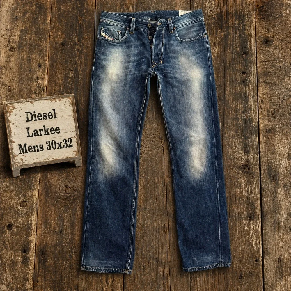 Diesel Larkee Mens 30x32 Regular Straight Jeans Blue Wash 008J4 Button Fly